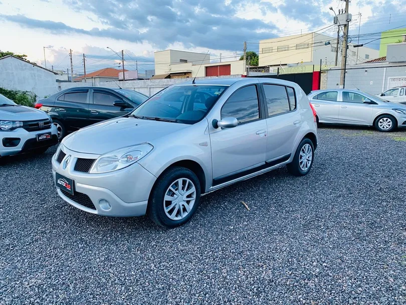 Renault SANDERO Privilège Hi-Flex 1.6 16V 5p