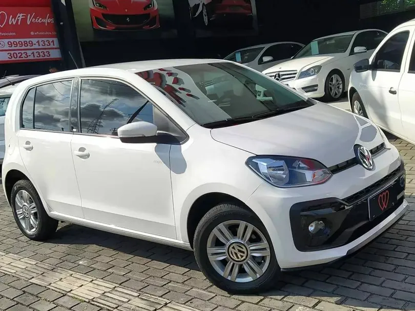 VolksWagen up! move 1.0 TSI Total Flex 12V 5p