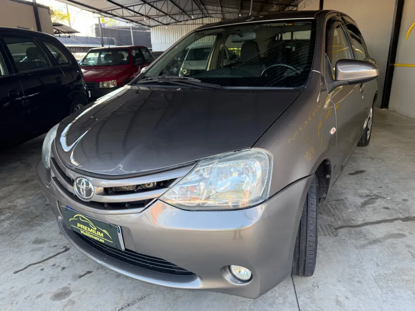Toyota ETIOS XS 1.5 Flex 16V 5p Mec.