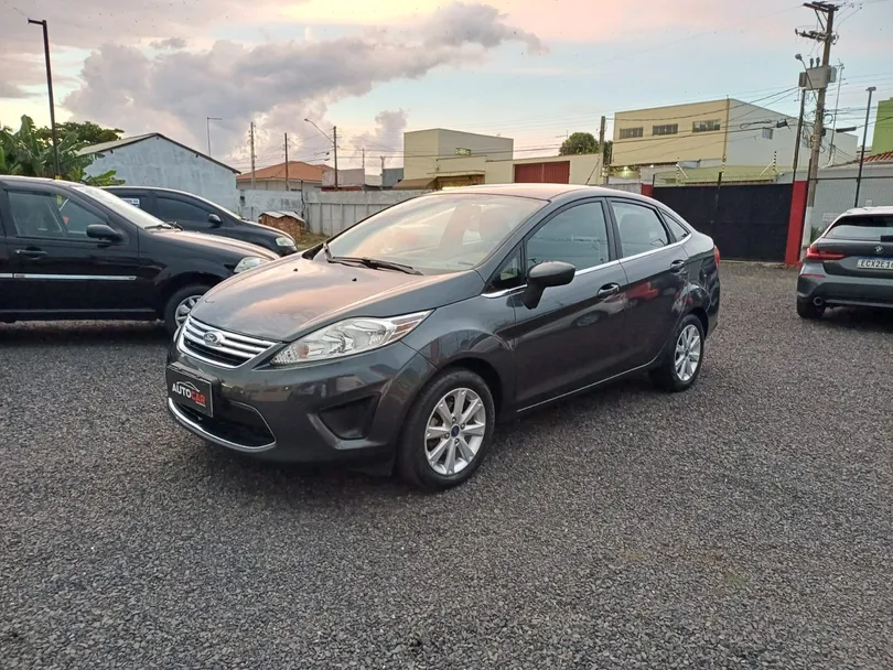 Ford Fiesta Sedan SE 1.6 16V Flex 4p