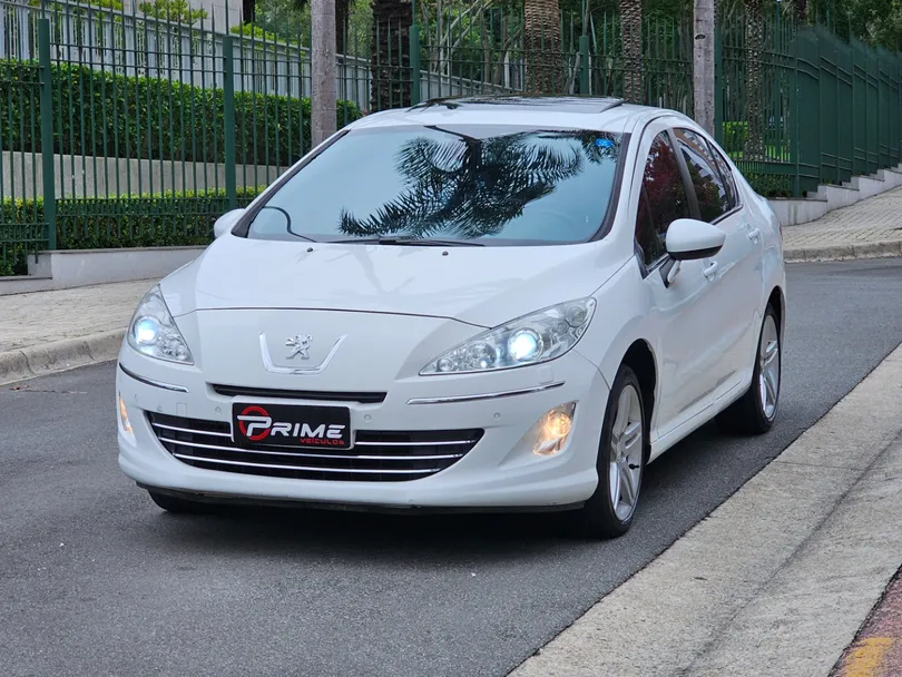 Peugeot 408 Sedan Griffe 1.6 Turbo 16V 4p Aut. Gasolina 4 portas