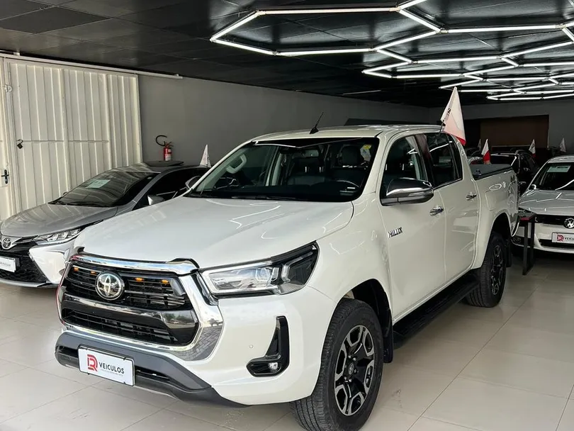 Toyota Hilux CD SRX 4x4 2.8 TDI 16V Diesel Aut.