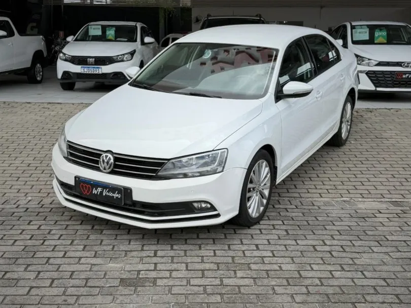 VolksWagen JETTA Comfortline 2.0 T.Flex 8V 4p Tipt.