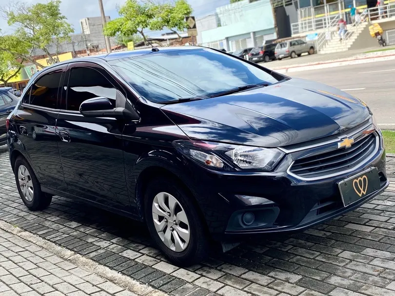 Chevrolet ONIX HATCH LT 1.0 8V FlexPower 5p Mec.