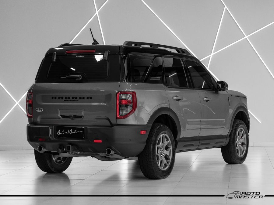Ford Bronco 2023