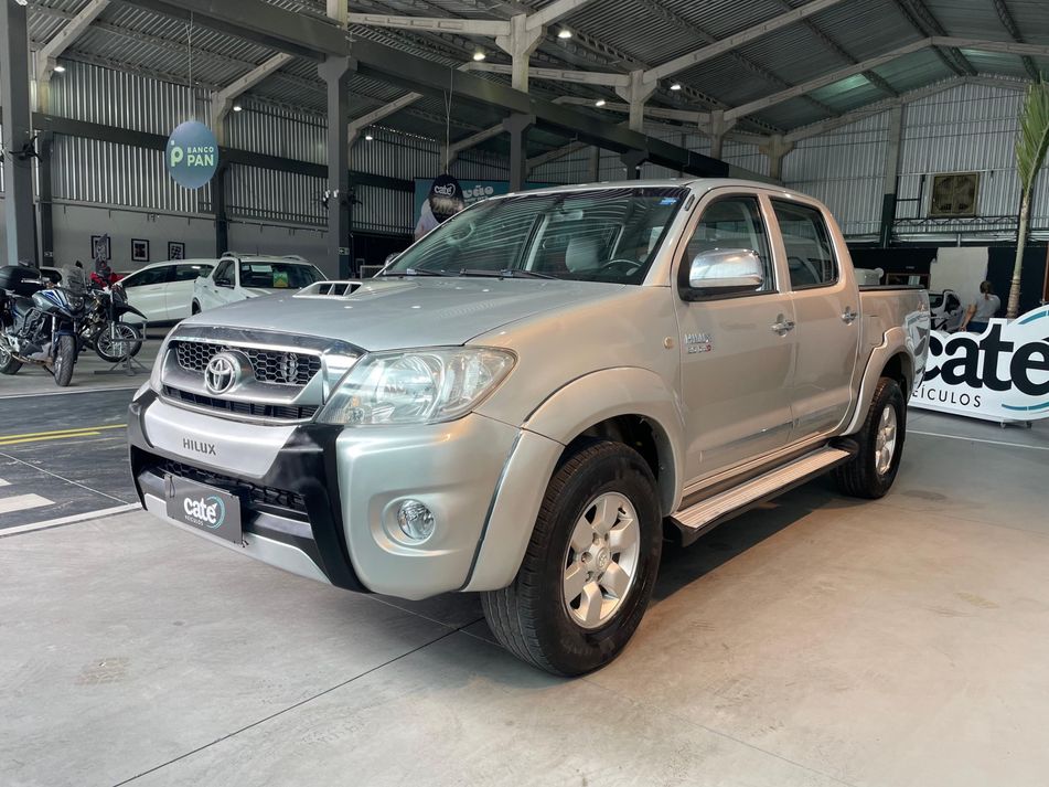 Toyota Hilux CD SR D4-D 4x4 3.0  TDI Dies.