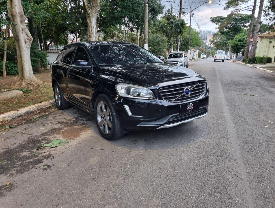 Volvo XC 60 R-DESIGN 3.0 304cv AWD 5p
