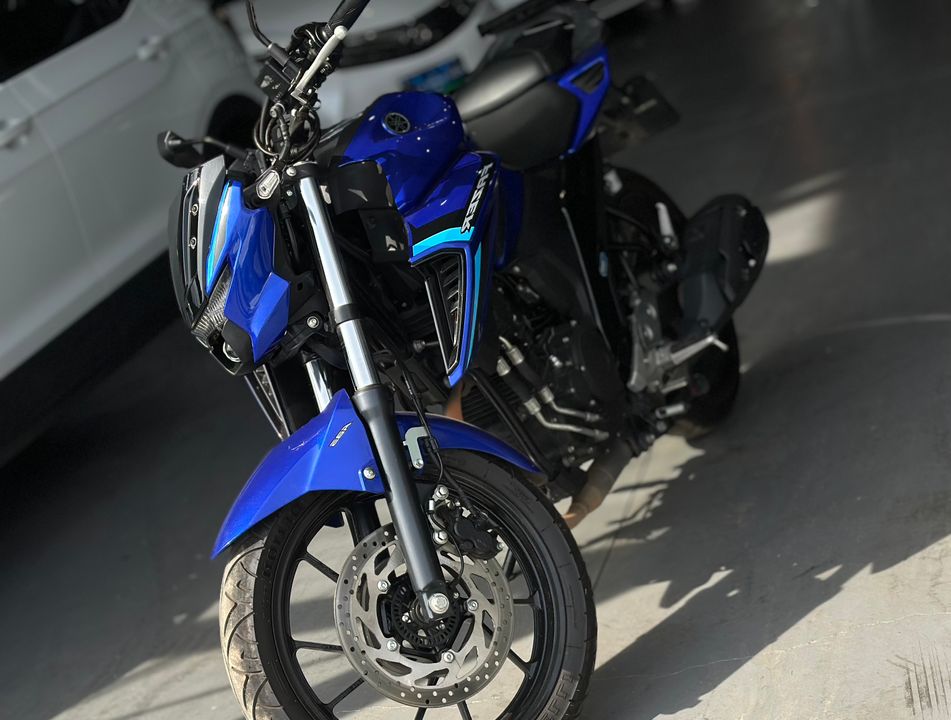 YAMAHA FZ25 250 FAZER CONNECTED