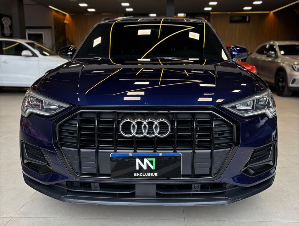 Audi Q3 Black Ed. 1.4 TFSI Flex/Black S-tron.