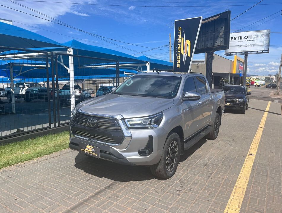 Toyota Hilux CD SRX 4x4 2.8 TDI 16V Diesel Aut.