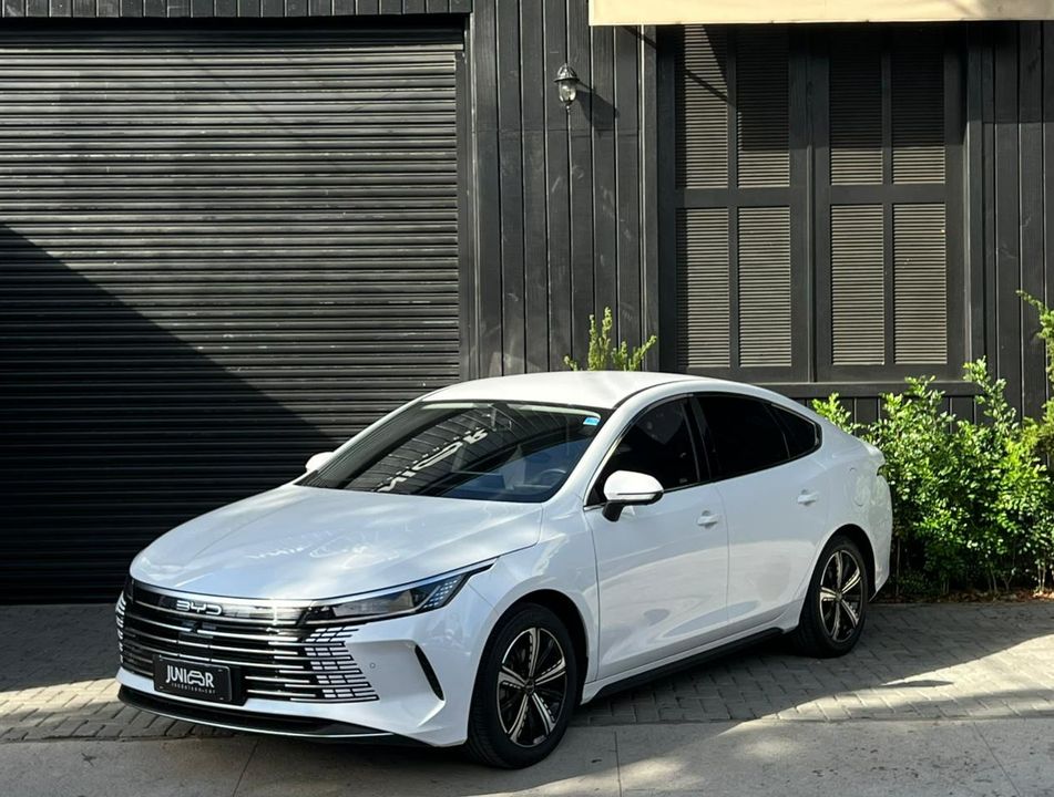BYD King GS 1.5 16V Aut. (Hibrido)