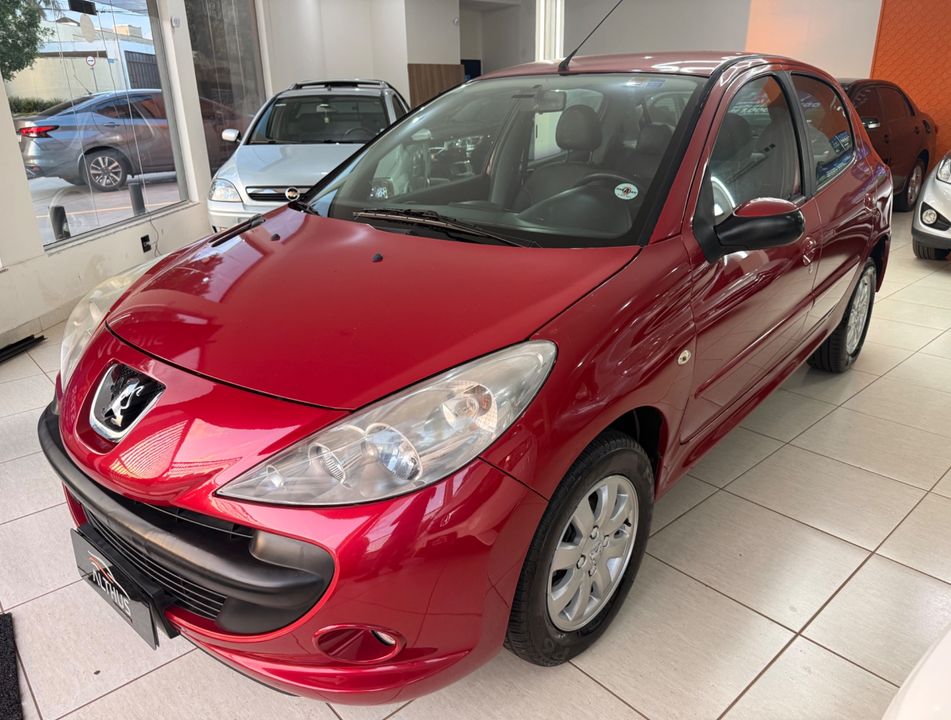 Peugeot 207 XR 1.4 Flex 8V 5p