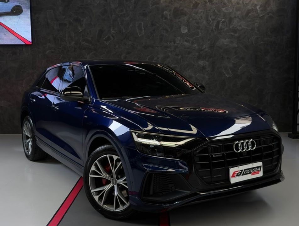 Audi Q8 Perfo. 3.0 TFSI Quattro S-tron/(Híb.)
