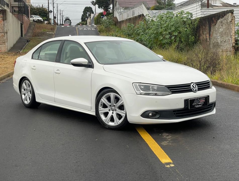 VolksWagen JETTA Comfortline  2.0 T.Flex 8V 4p Mec.