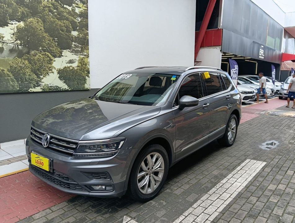 VolksWagen TIGUAN Allspac Comf 250 TSI 1.4 Flex