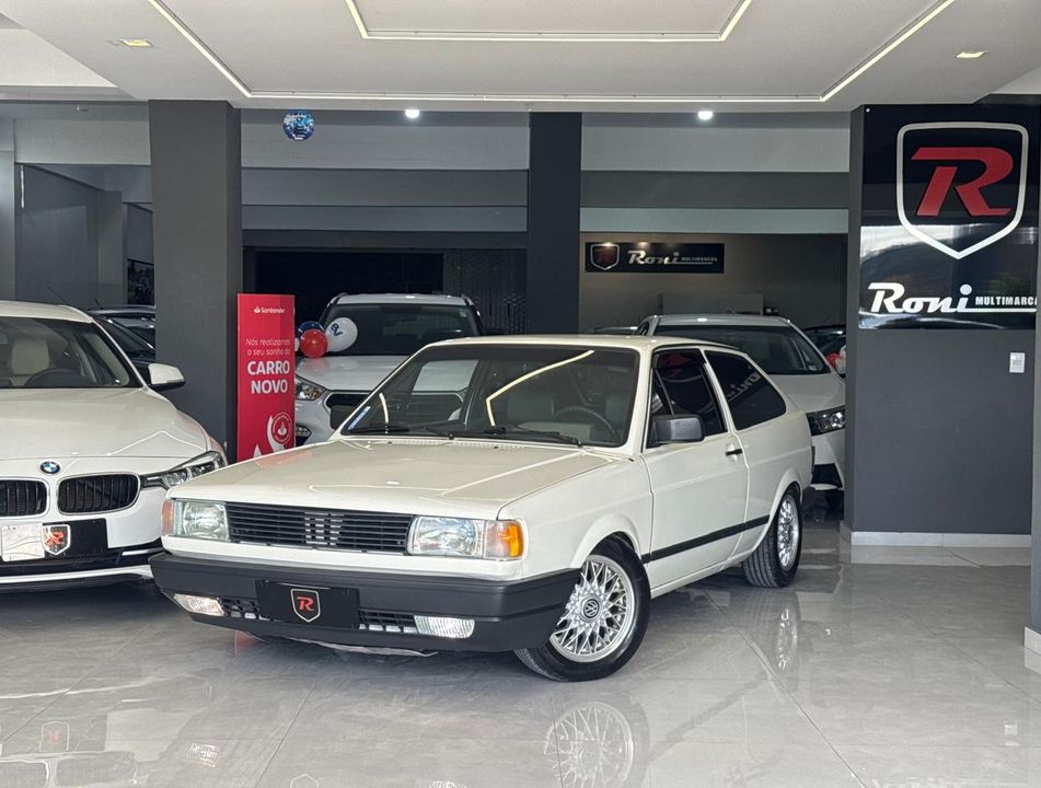 VolksWagen Gol 1000 (modelo antigo)