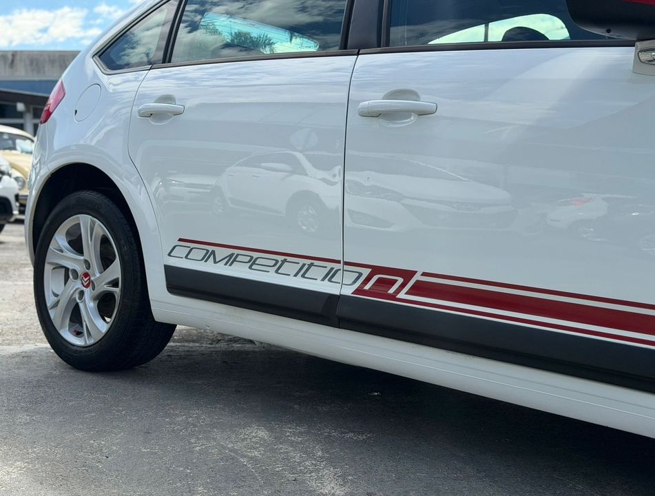 Citroën C4 Competition 2.0 Flex 16V 5p Aut.