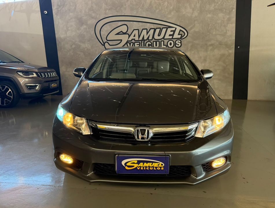 Honda Civic Sedan LXR 2.0 Flexone 16V Aut. 4p