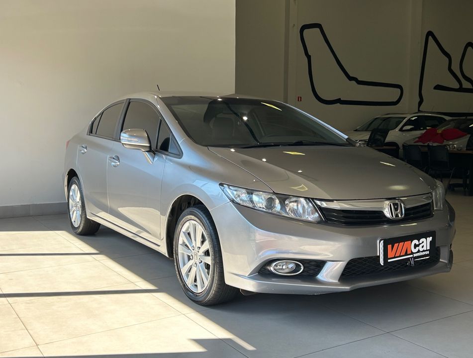 Honda Civic Sedan LXR 2.0 Flexone 16V Aut. 4p
