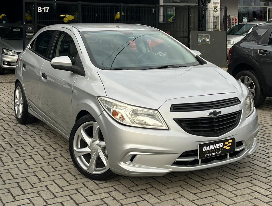 Chevrolet ONIX HATCH LS 1.0 8V FlexPower 5p Mec.
