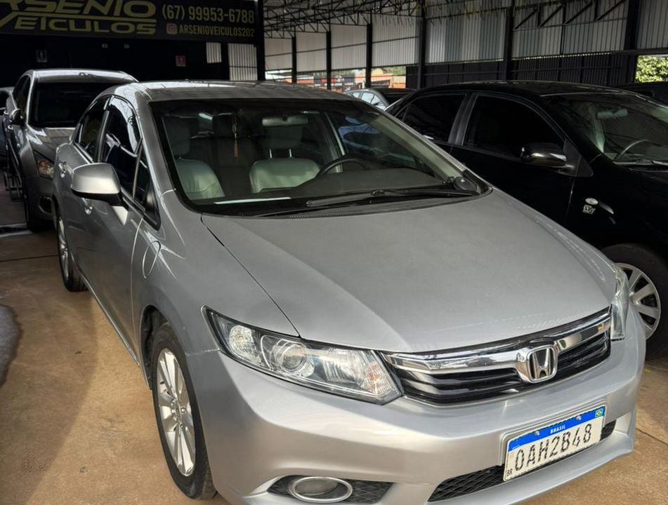 Honda Civic Sedan LXS 1.8/1.8 Flex 16V Aut. 4p