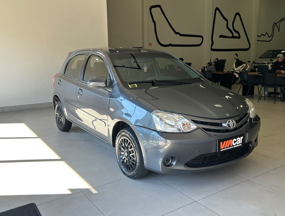 Toyota ETIOS XS 1.5 Flex 16V 5p Mec.