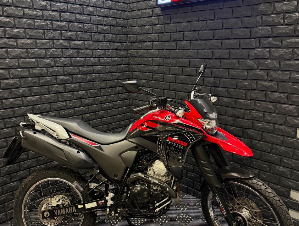 YAMAHA XTZ 250 LANDER 249cc/LANDER BLUEFLEX/ABS