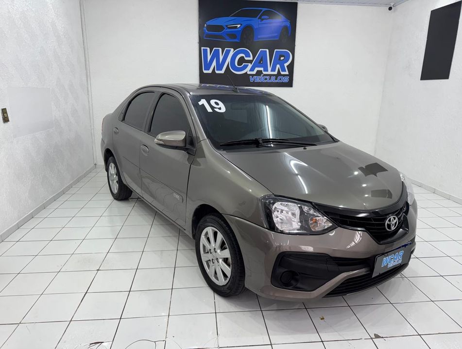 Toyota ETIOS X Plus 1.5 Flex 16V 5p Aut.