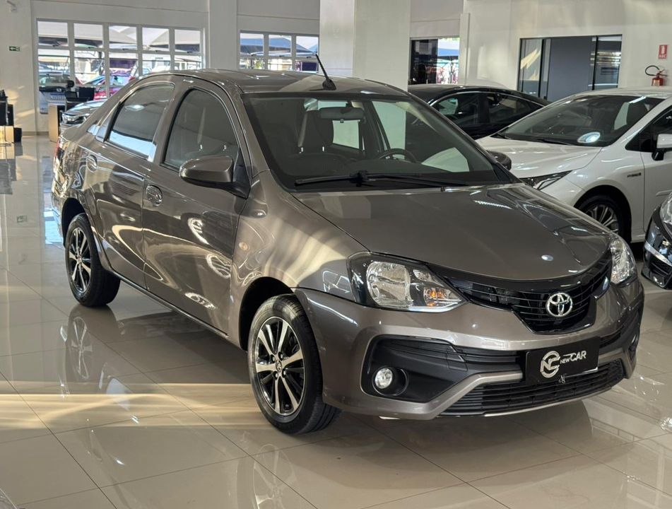 Toyota ETIOS X Sedan 1.5 Flex 16V 4p Mec.