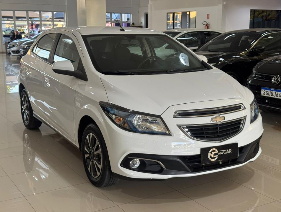 Chevrolet ONIX HATCH LTZ 1.4 8V FlexPower 5p Aut.