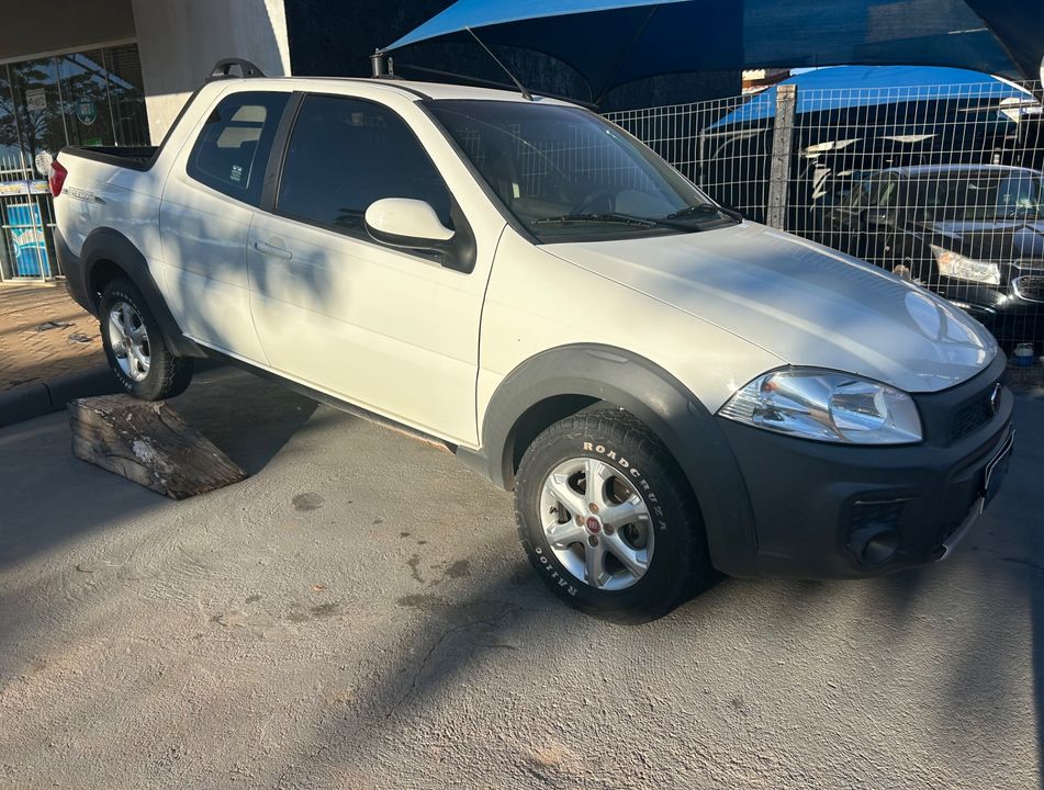 Fiat Strada Freedom 1.4 Flex 8V CD