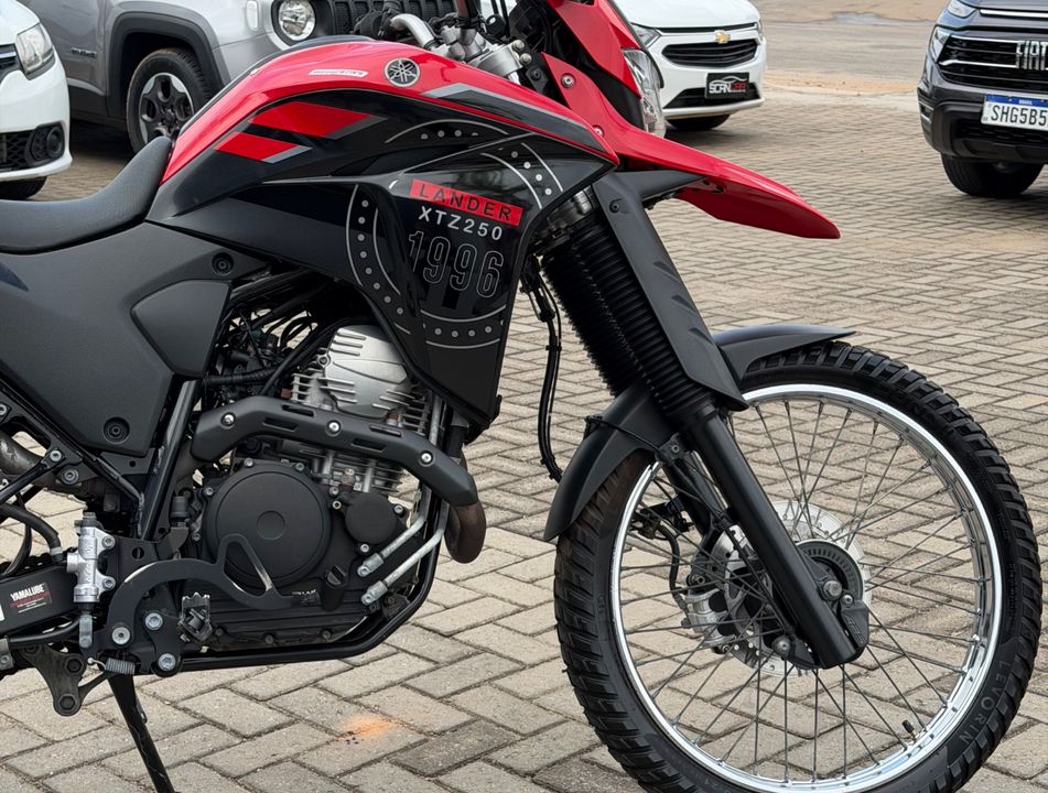 YAMAHA XTZ 250 LANDER 249cc/LANDER BLUEFLEX/ABS