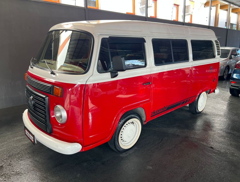 VolksWagen Kombi Lotação 1.4 Mi Total Flex 8V