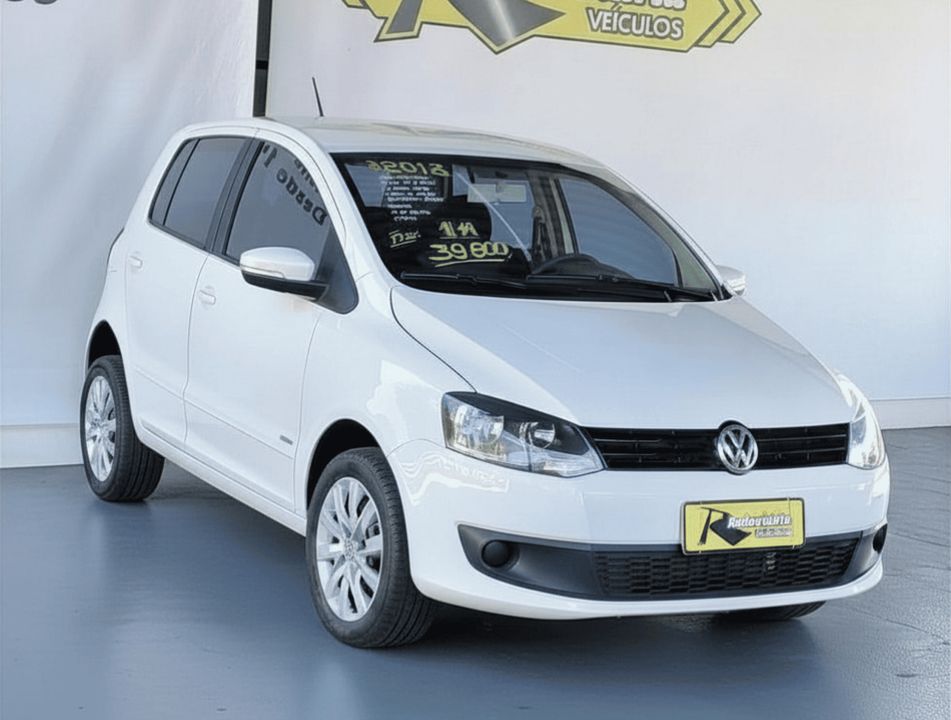 VolksWagen Fox 1.6 Mi Total Flex 8V 5p