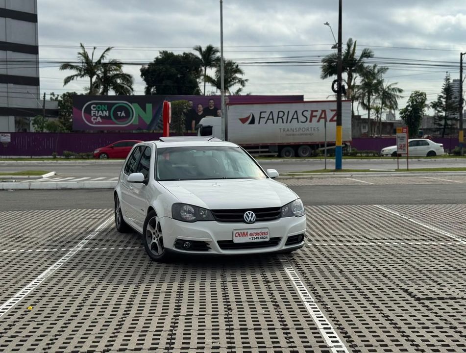 VolksWagen Golf Sportline 1.6 Mi Total Flex 8V 4p