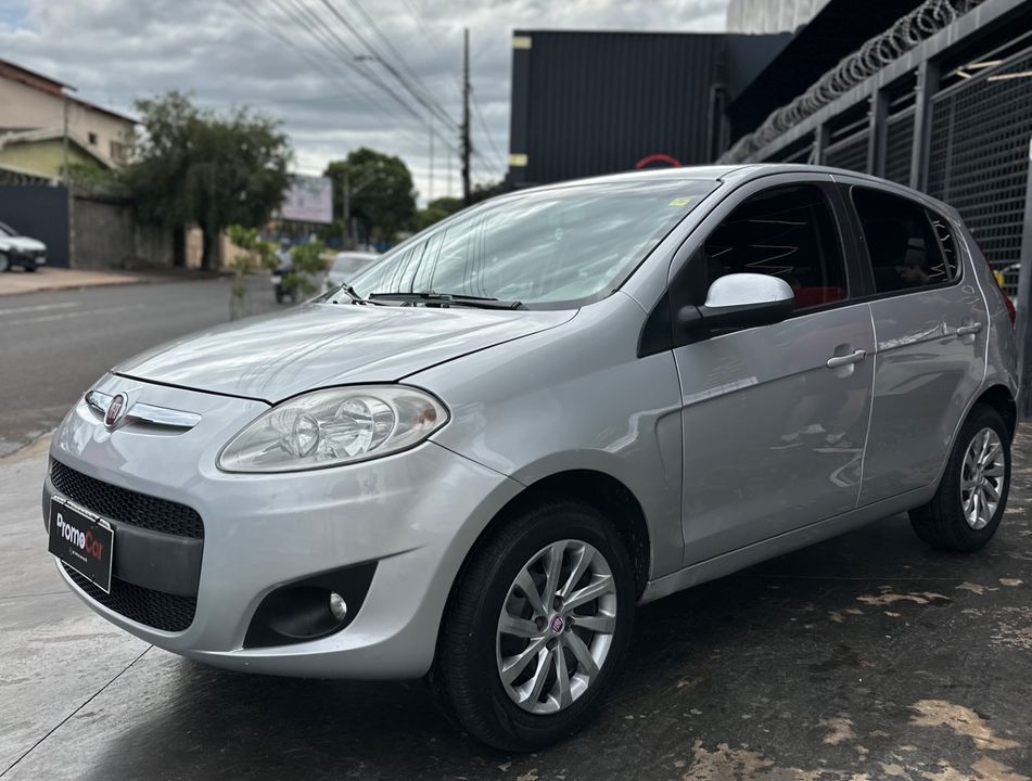 Fiat Palio ESSENCE 1.6 Flex 16V 5p