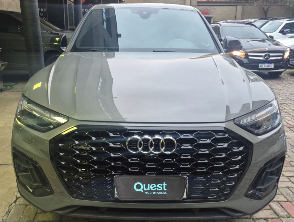 Audi Q5 SB P Black. 2.0 TFSIe S.Tr. Qt (Hib.)