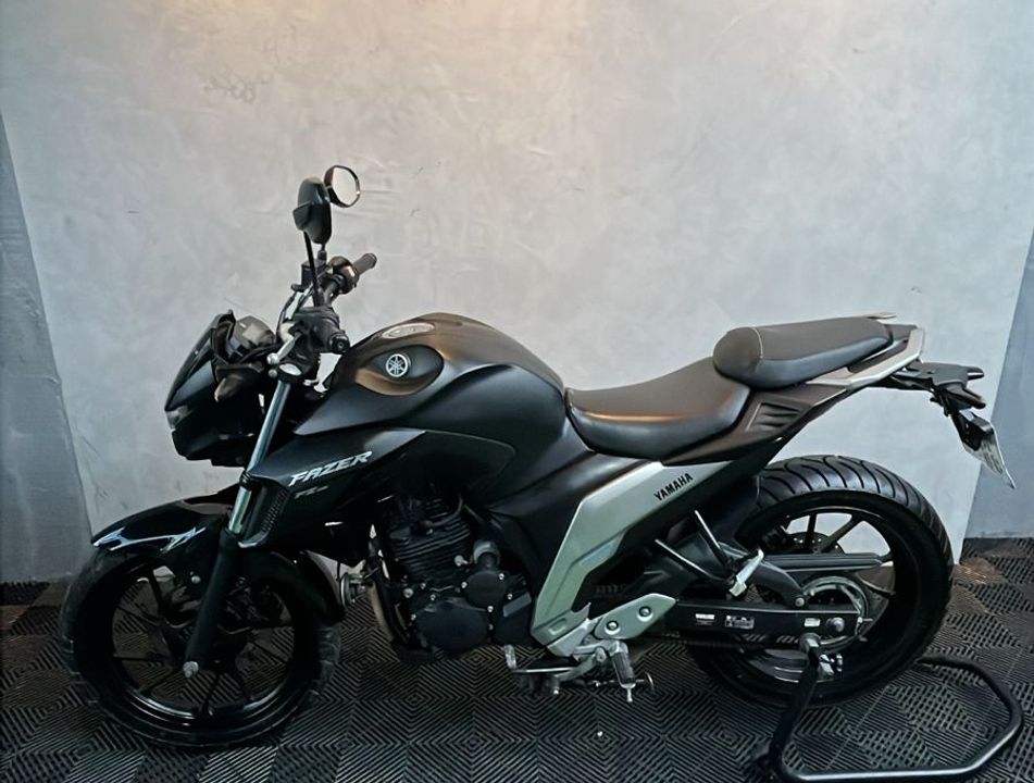 YAMAHA FZ25 250 FAZER FLEX