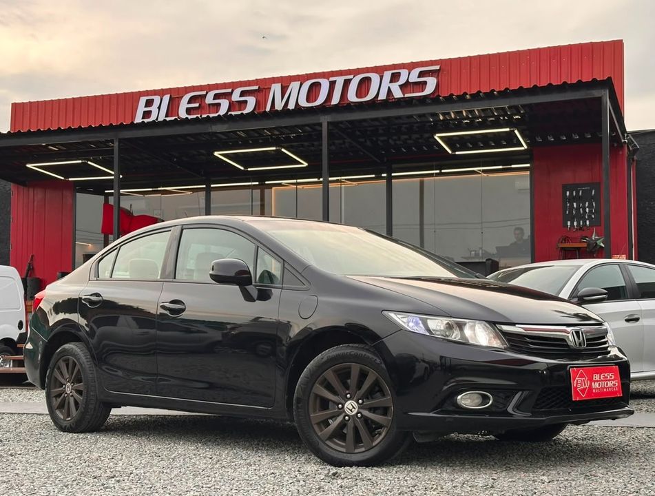 Honda Civic Sedan LXS 1.8/1.8 Flex 16V Aut. 4p
