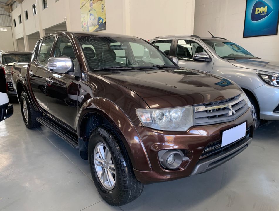 Mitsubishi L200 Triton HPE 3.2 CD TB Int.Diesel Aut