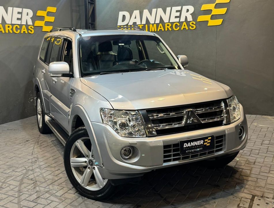 Mitsubishi Pajero HPE Full 3.2 4x4 T.I.Dies. 5p Aut