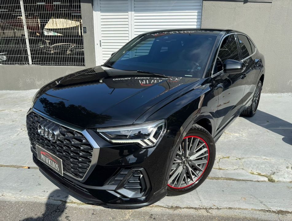 Audi Q3 SPB Perf. Black 2.0 TFSI Tipt. Quat.