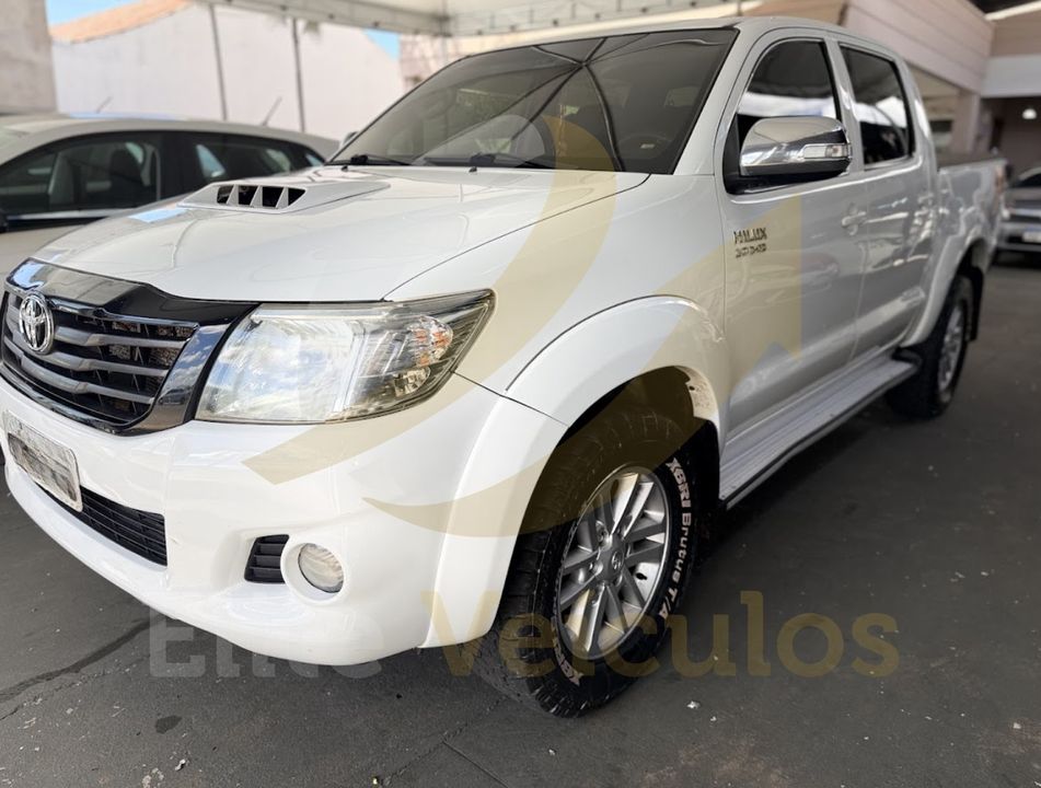 Toyota Hilux CD SRV D4-D 4x4 3.0 TDI Diesel Aut