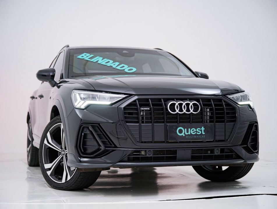 Audi Q3 Perf. Black.Plus 2.0 TFSI Tip. Quat.
