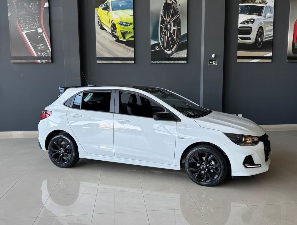 Chevrolet ONIX HATCH RS 1.0 TB 12V Flex 5p Aut.