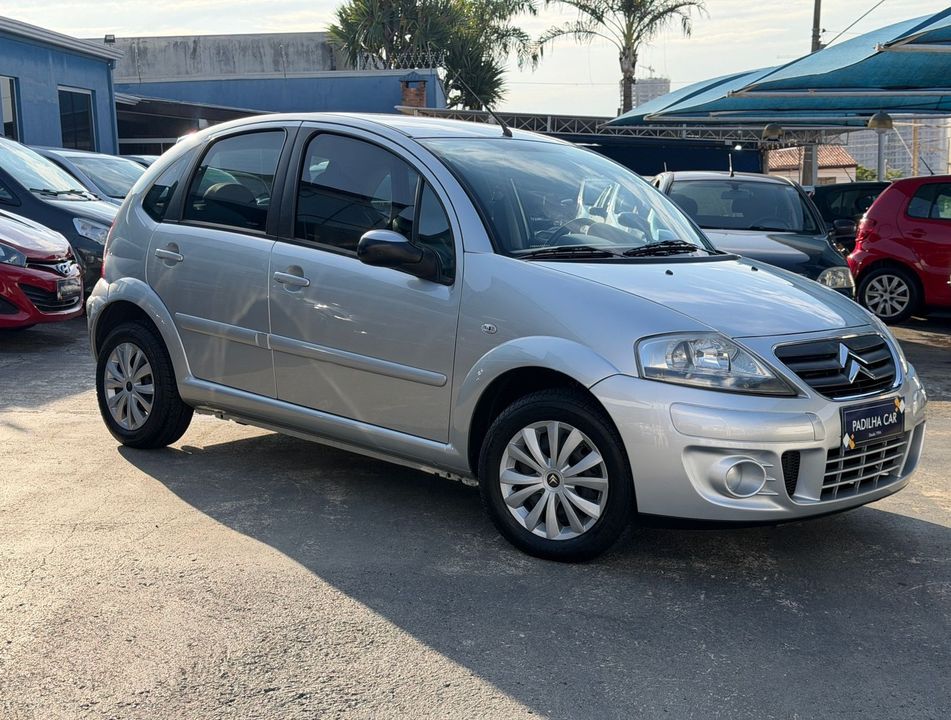 Citroën C3 GLX 1.4/ GLX Sonora 1.4 Flex 8V 5p