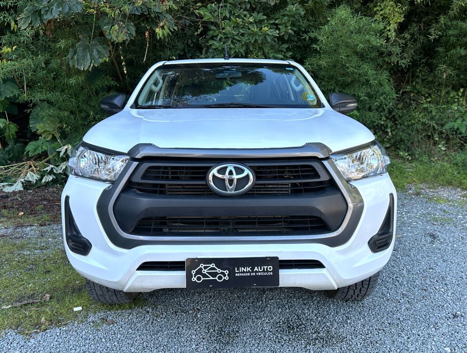 Toyota Hilux CD 4x4 2.8 Diesel Mec.