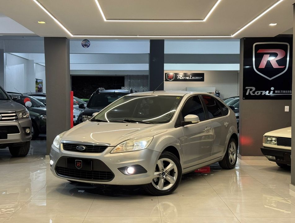 Ford Focus 1.6 S/SE/SE Plus Flex 8V/16V  5p