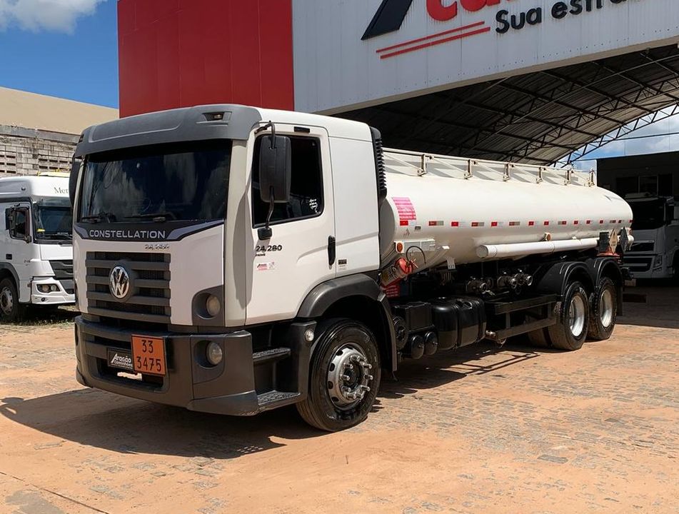 VOLKSWAGEN 24-280 E Constel. 6x2 2p (diesel)(E5)