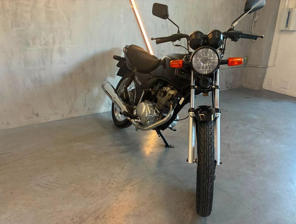 HONDA CG 125 FAN / FAN KS / 125 i FAN